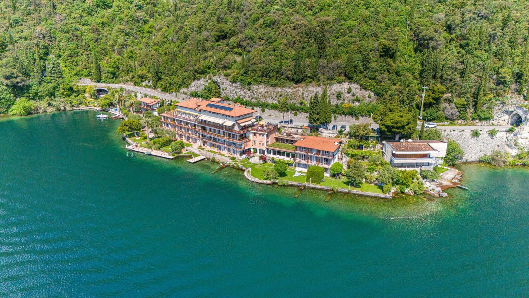 Hotel Forbisicle Tignale Εξωτερικό φωτογραφία
