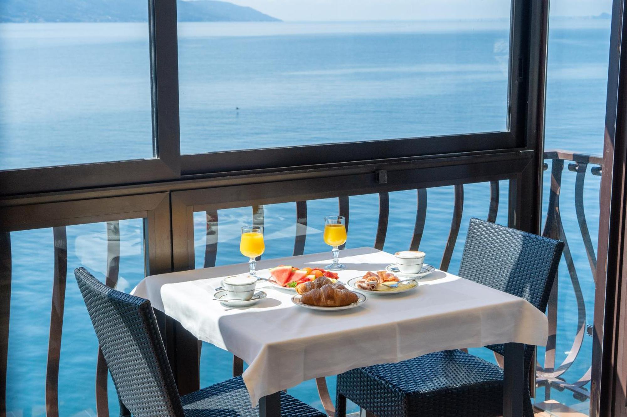 Hotel Forbisicle Tignale Εξωτερικό φωτογραφία