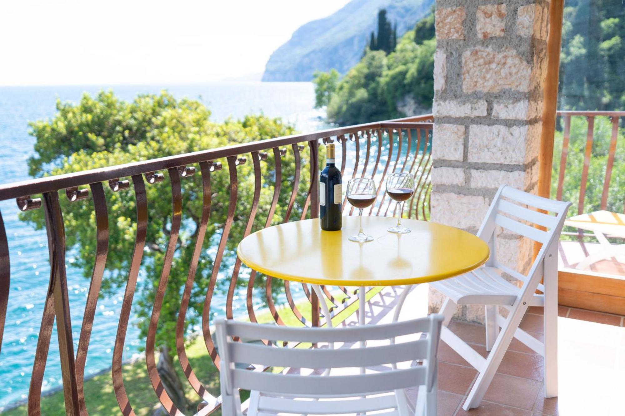 Hotel Forbisicle Tignale Εξωτερικό φωτογραφία