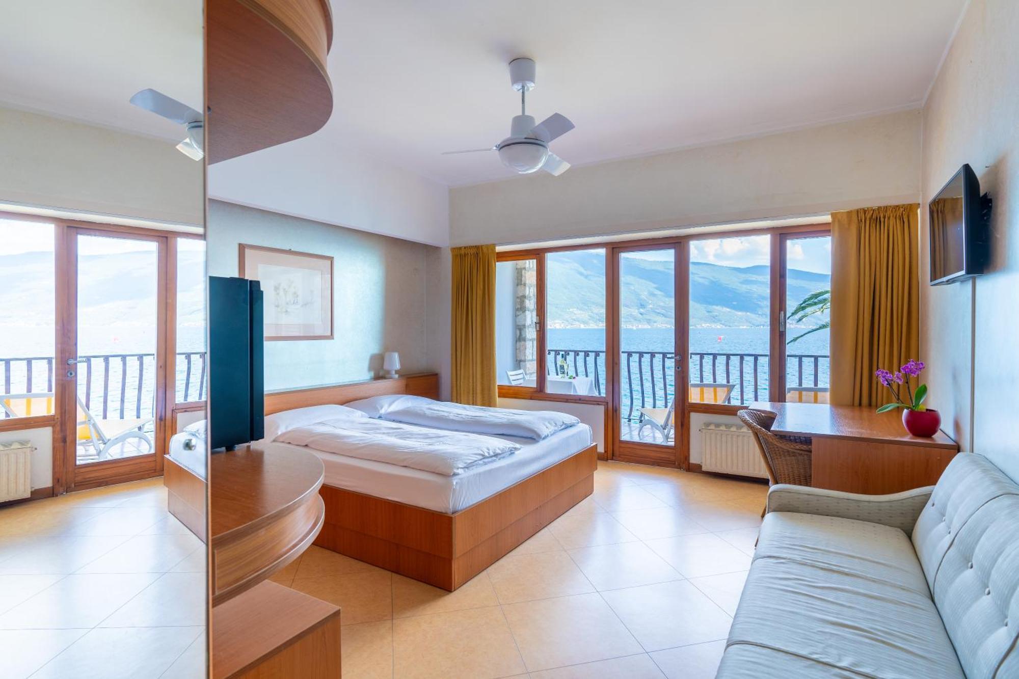 Hotel Forbisicle Tignale Εξωτερικό φωτογραφία